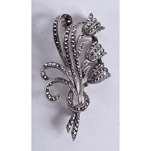 895 - SILVER MARCASITE BRACELET, RING & BROOCH (3)