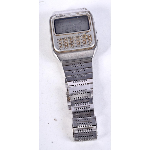 901 - SEIKO CALCULATOR WATCH.  3.6CM DIAL