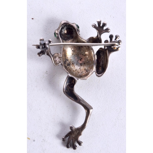 961 - SILVER MARCASITE FROG BROOCH.  Stamped Sterling, 5.2cm x 3.2cm, weight 9.9g