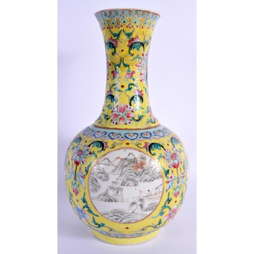 1521 - A RARE 19TH CENTURY CHINESE FAMILLE JAUNE PORCELAIN BULBOUS VASE Late Qing. 23 cm high.