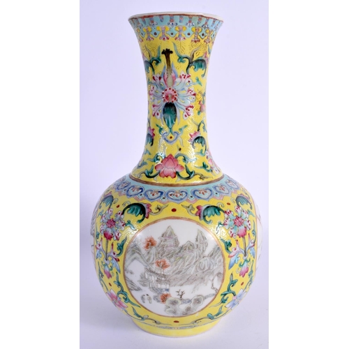 1521 - A RARE 19TH CENTURY CHINESE FAMILLE JAUNE PORCELAIN BULBOUS VASE Late Qing. 23 cm high.