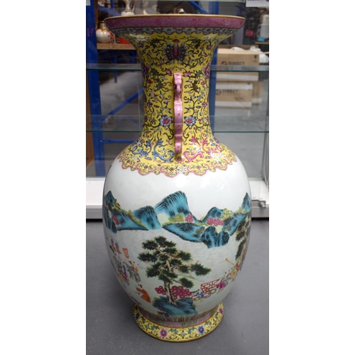 1592 - A VERY LARGE EARLY 20TH CENTURY CHINESE TWIN HANDLED FAMILLE ROSE VASE Late Qing/Republic, painted w... 