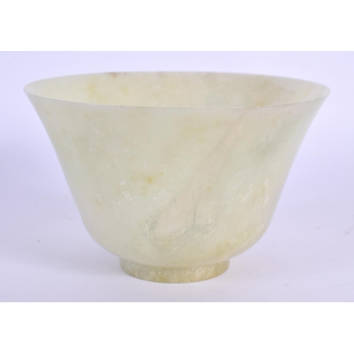 1647 - AN EARLY 20TH CENTURY CHINESE JADE TYPE TEABOWL Late Qing/Republic. 9 cm diameter.