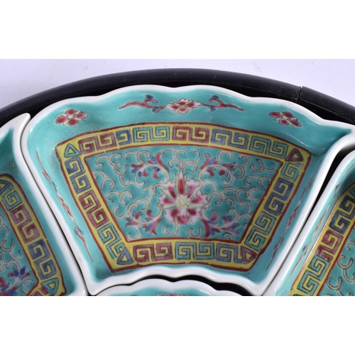 1648 - A CHINESE REPUBLICAN PERIOD HORDEVRES SET OF DISHES painted with flowers. 30 cm diameter.