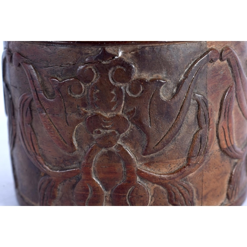 1672 - A RARE 19TH CENTURY CHINESE HARDWOOD AND JADE COVER Qing, decorated with bats. 7 cm x 6 cm.