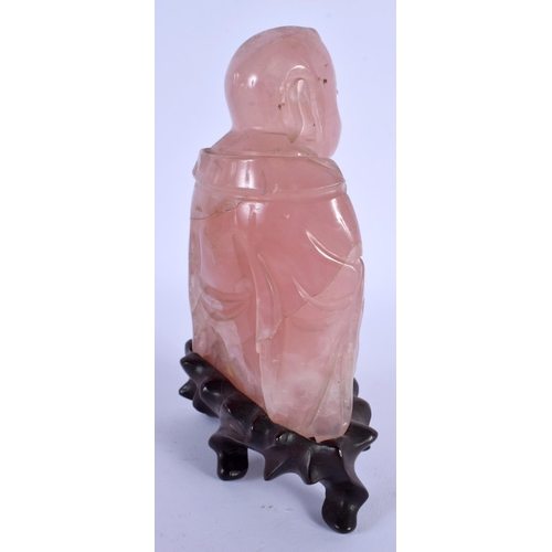 1772 - A 19TH CENTURY CHINESE CARVED ROSE QUARTZ BUDDHA Qing. 16 cm x 8 cm.