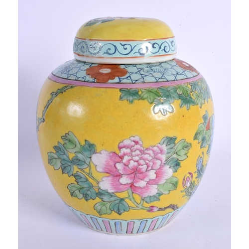 1784 - AN EARLY 20TH CENTURY CHINESE FAMILLE JAUNE STRAITS GINGER JAR AND COVER Late Qing/Republic. 15 cm x... 