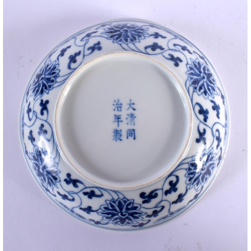 1787 - A 19TH CENTURY CHINESE BLUE AND WHITE PORCELAIN SAUCER Tongzhi mark and period. 14.5 cm diameter.