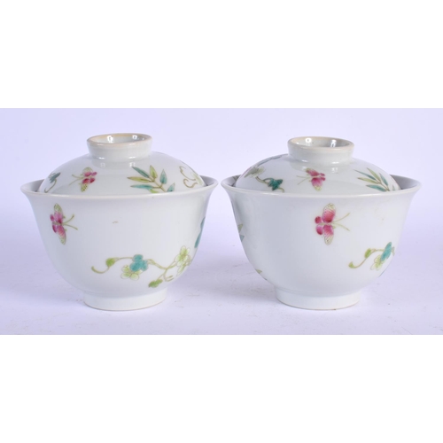 1820 - A PAIR OF CHINESE FAMILLE ROSE BOWLS AND COVERS 20th Century, painted with fruits. 10 cm x 9 cm.