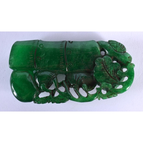 1853 - A CHINESE JADE PLAQUE 20th Century. 9 cm x 4.5 cm.