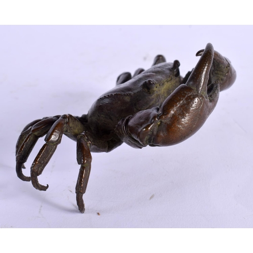 1867 - A JAPANESE BRONZE CRAB OKIMONO. 11 cm x 9 cm.