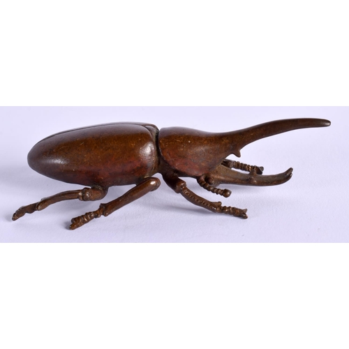 1875 - A JAPANESE BRONZE INSECT OKIMONO. 8 cm x 3 cm.