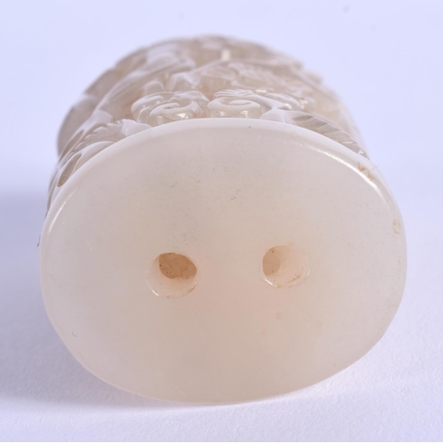 1896 - A 19TH CENTURY CHINESE CARVED WHITE JADE FINIAL Qing. 5.5 cm x 3 cm.