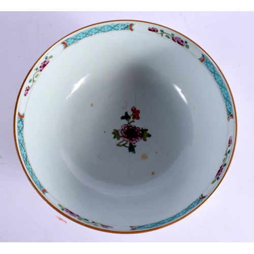 2149 - AN 18TH CENTURY CHINESE EXPORT FAMILLE ROSE BOWL Qianlong. 22 cm diameter.