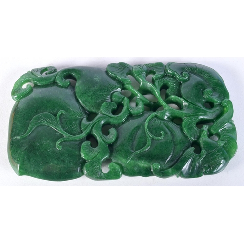 3003 - A Chinese carved Jade boulder in the form of a fruiting pod 12 x 7 cm.