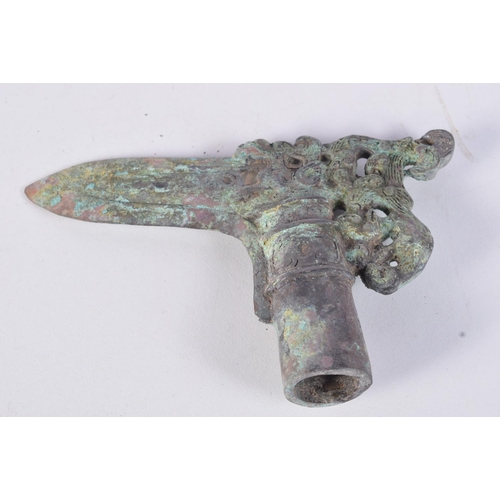 3016 - A small Chinese bronze Axe head 9 x 13.5 cm.