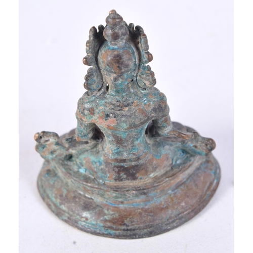 3024 - A Small Chinese Tibetan bronze buddha 6cm.