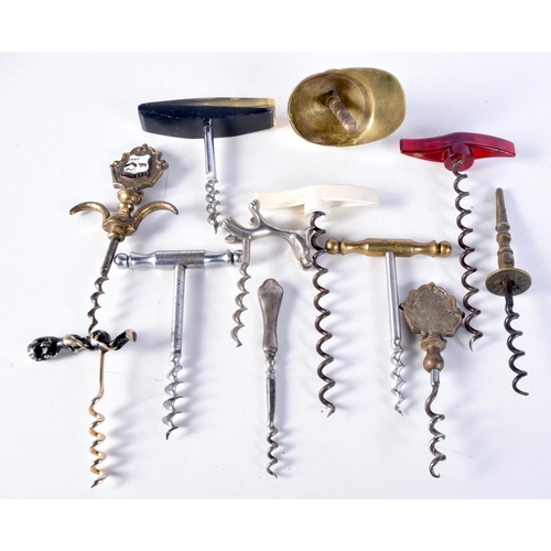 3052 - A collection of corkscrews including novelty dog, jockeys cap, etc (12).