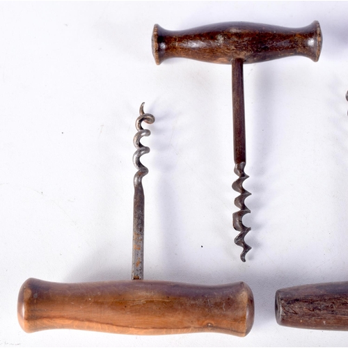 3062 - A collection of antique wooden handled corkscrews (8).