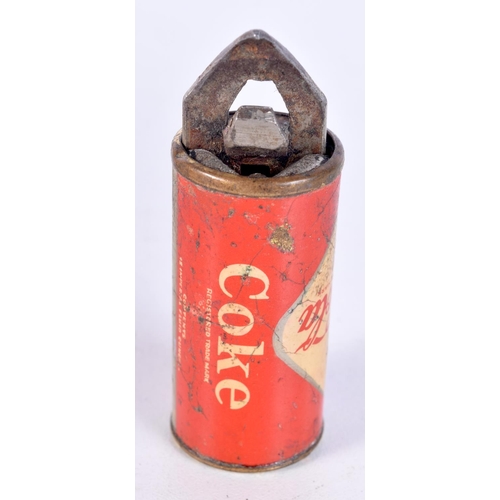 3063 - A rare small Coca Cola retractable bottle opener made in West Germany 4.5 cm.