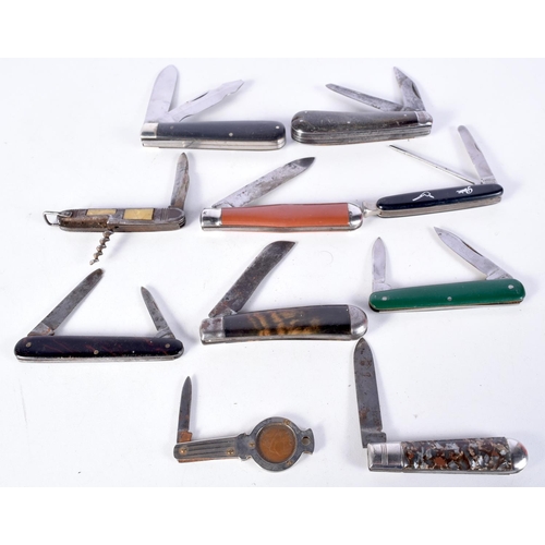 3069 - A collection of vintage pen knives largest 9 cm. (10).