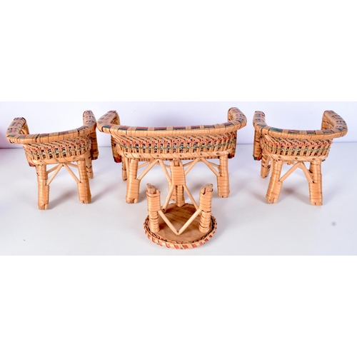 3075 - A miniature apprentice piece  Rattan furniture set 14 x 24 cm (4).