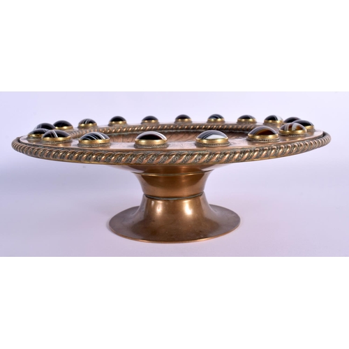 14 - A LOVELY LARGE 19TH CENTURY EUROPEAN AGATE MOUNTED BRONZE TAZZA decorated with foliage. 28 cm x 10 c... 