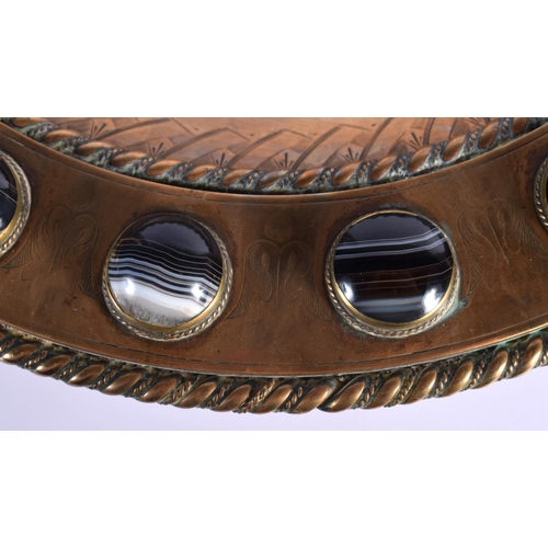 14 - A LOVELY LARGE 19TH CENTURY EUROPEAN AGATE MOUNTED BRONZE TAZZA decorated with foliage. 28 cm x 10 c... 