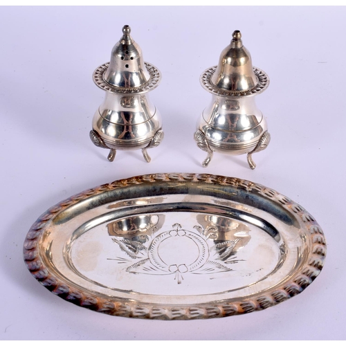 20 - A LARGE SILVER PLATED TRAY together with two boxed sets. Largest 52 cm x 34 cm.