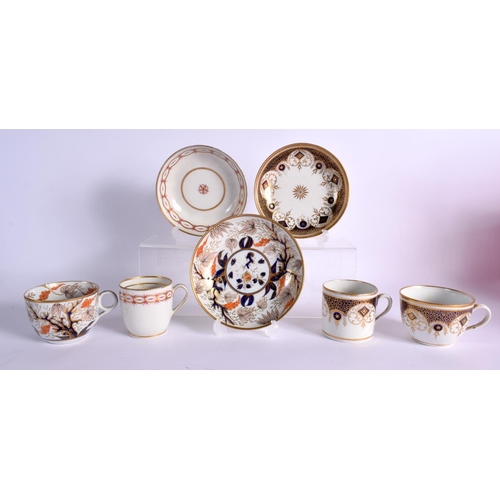 254 - LATE 18TH CENTURY NEW HALL A PATTERN `89' COFFEE CUP AND  SAUCER; A PATTERN `575' TRIO  AND A PATTER... 