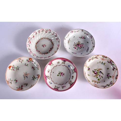 255 - 18TH CENTURY NEW HALL JUG AND 5 NEW HALL CHINESE EXPORT STYLE  TEABOWLS AND SAUCERS. Jug 12.5cm High... 