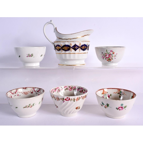 255 - 18TH CENTURY NEW HALL JUG AND 5 NEW HALL CHINESE EXPORT STYLE  TEABOWLS AND SAUCERS. Jug 12.5cm High... 