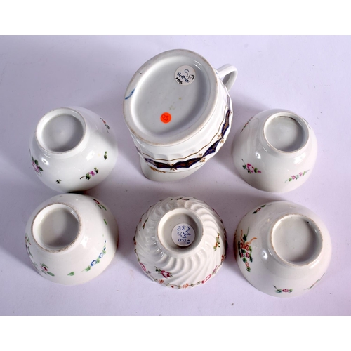 255 - 18TH CENTURY NEW HALL JUG AND 5 NEW HALL CHINESE EXPORT STYLE  TEABOWLS AND SAUCERS. Jug 12.5cm High... 