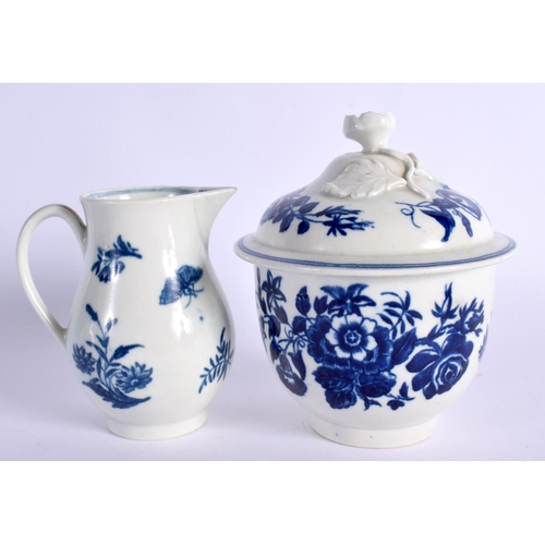 266 - 18TH CENTURY WORCESTER SUCRIER AND COVER AND A MILK JUG BOTH PRINTED WITH THREE FLOWERS PATTERN. Suc... 