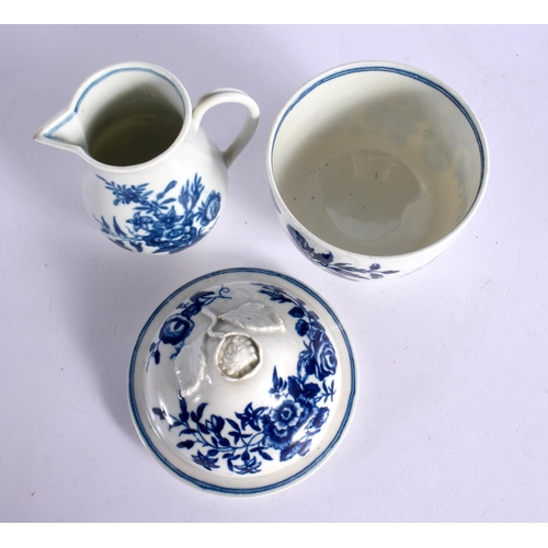 266 - 18TH CENTURY WORCESTER SUCRIER AND COVER AND A MILK JUG BOTH PRINTED WITH THREE FLOWERS PATTERN. Suc... 