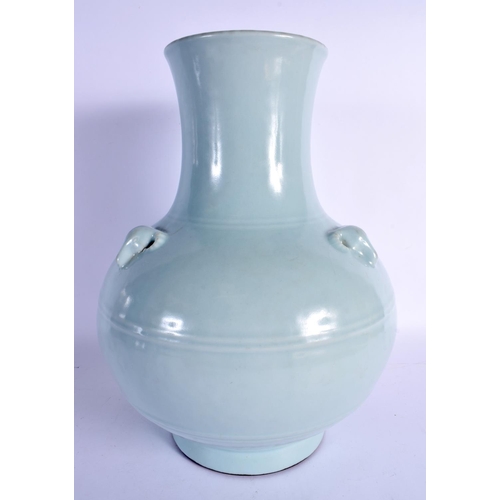 30 - A FINE AND EXTREMELY RARE CHINESE RU-TYPE 'THREE RAMS' BULBOUS VASE Yongzheng Mark and Probably of t... 