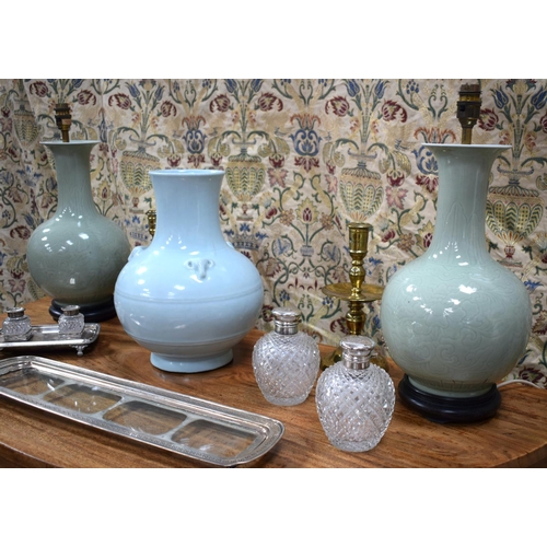 30 - A FINE AND EXTREMELY RARE CHINESE RU-TYPE 'THREE RAMS' BULBOUS VASE Yongzheng Mark and Probably of t... 