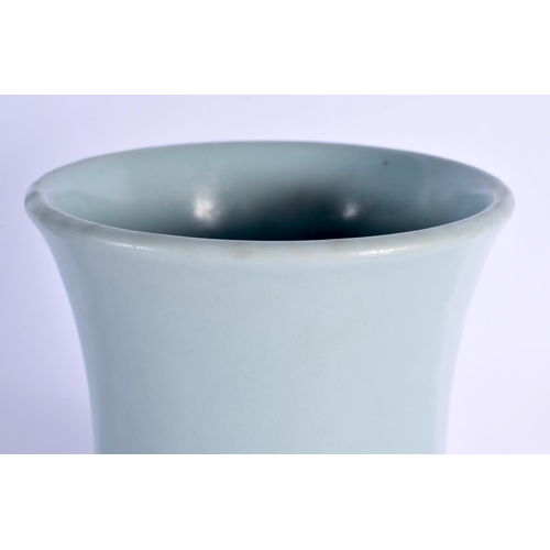 30 - A FINE AND EXTREMELY RARE CHINESE RU-TYPE 'THREE RAMS' BULBOUS VASE Yongzheng Mark and Probably of t... 