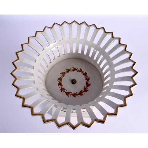 37 - A LATE 19TH FRENCH GILT AND WHITE PORCELAIN PEDESTAL COMPORT painted with gilt sprays. 26 cm x 26 cm... 