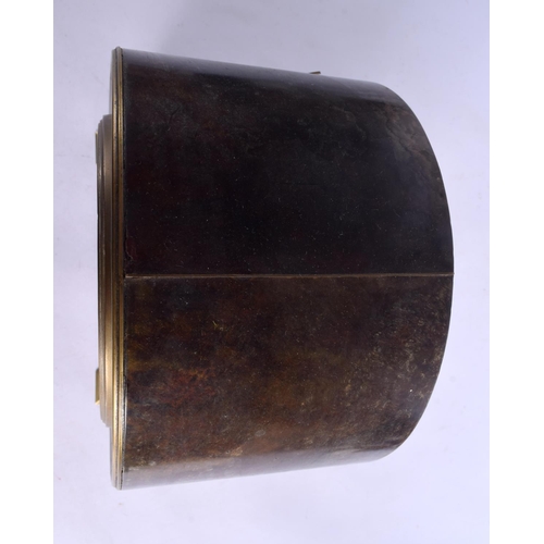 416 - A 19TH CENTURY EUROPEAN TORTOISESHELL MOUNTED BRACKET CLOCK with gilt metal dial. 28 cm x 18 cm.