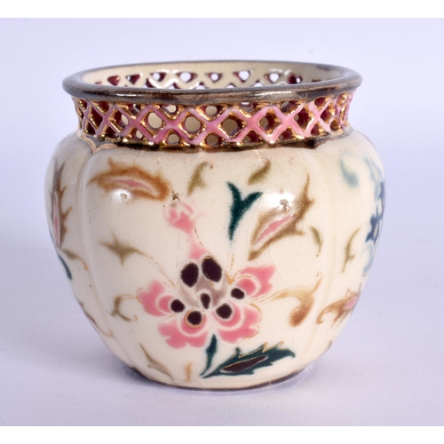 103 - A SMALL HUNGARIAN ZSOLAY PECS PORCELAIN VASE. 5.5 cm wide.