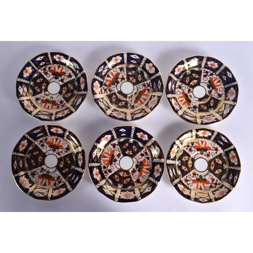 45 - SIX ROYAL CROWN DERBY IMARI CUPS AND SAUCERS. (12)