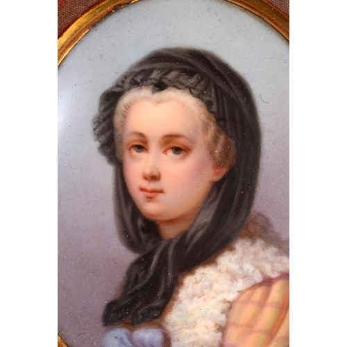 68 - AN ANTIQUE EUROPEAN PORCELAIN PLAQUE. 14 cm x 9 cm.