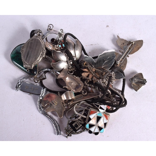 1257 - ASSORTED SILVER JEWELLERY.  Total weight 130g (qty)