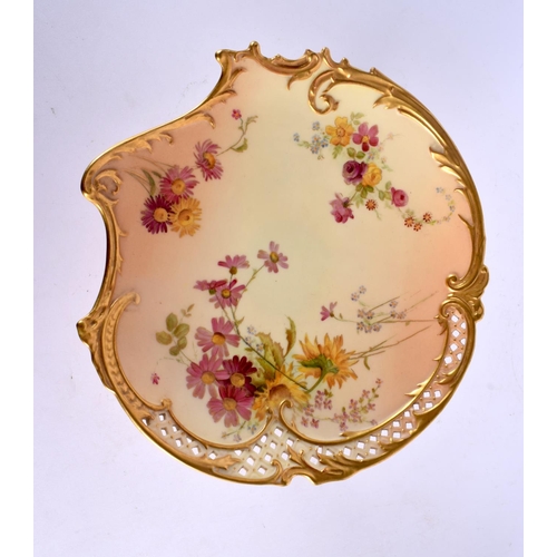 154 - Royal Worcester Empress style blush ivory comport, shape 1426, painted with flowers, date mark 1899.... 