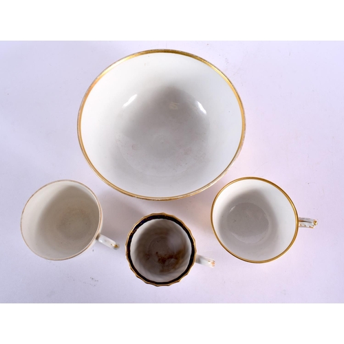 234 - Early 19th century Worcester porcelain comprising three cups and saucer one with gilded decoration, ... 