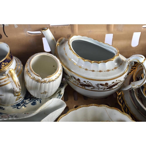 241 - 18th and early 19th century English porcelain, including Worcester, Caughley etc.