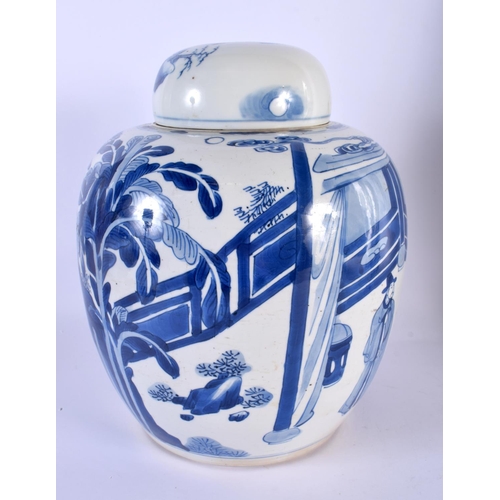 250 - A FINE LARGE 17TH/18TH CENTURY CHINESE BLUE AND WHITE GINGER JAR AND COVER Kangxi, painted with figu... 