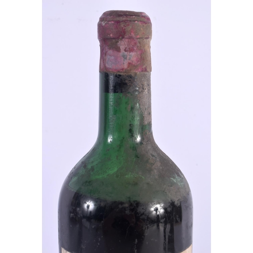 390 - A BOTTLE OF CHATEAU SMITH HAUT LAFITTE 1942 RED WINE. 31 cm high.