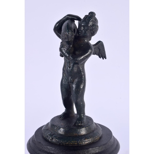 423 - A 19TH CENTURY ITALIAN BRONZE FIGURE OF A BOY AND FISH After the Antiquity. 18 cm high.